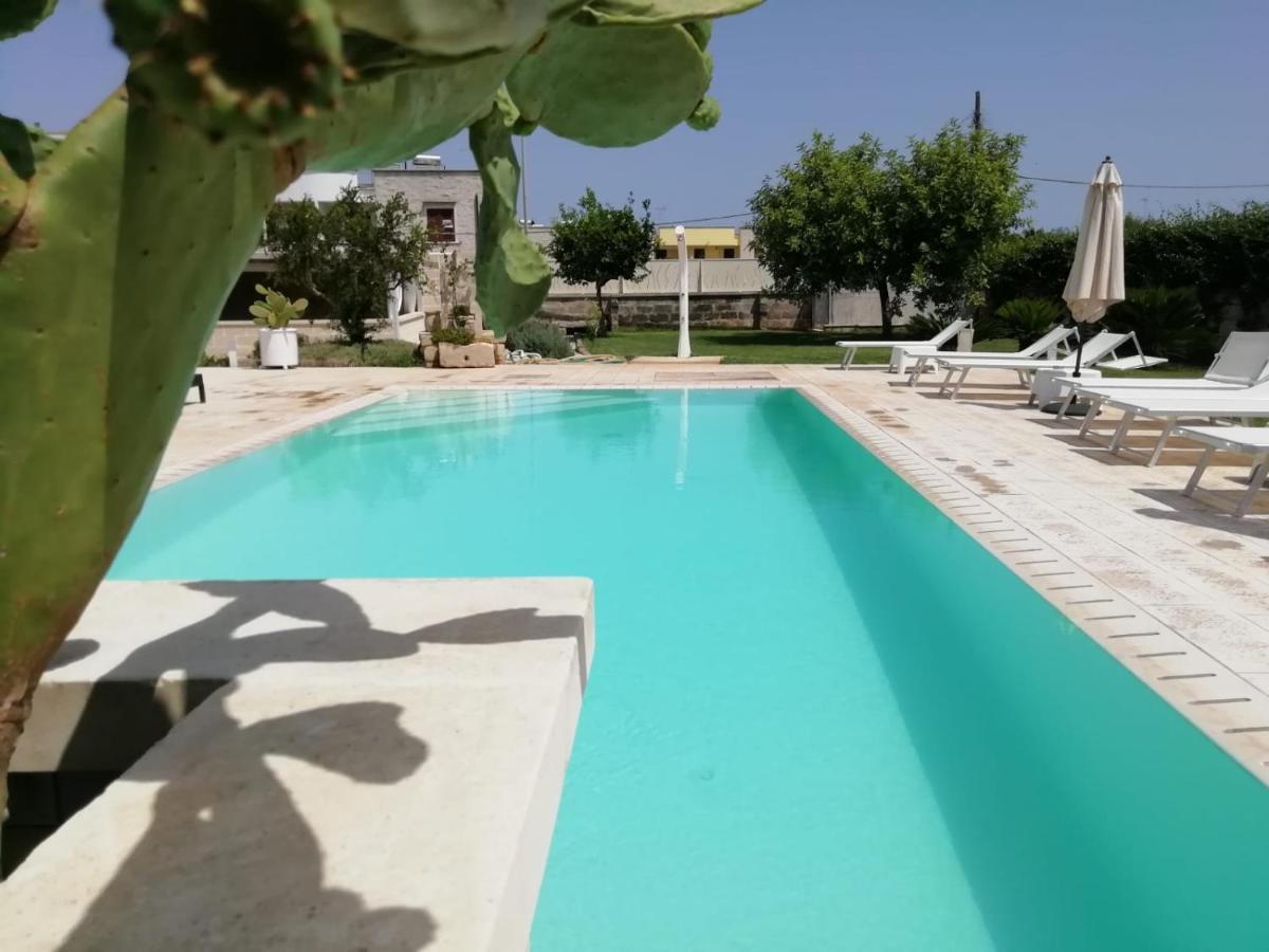 Il Giardino Del Tiglio Bed & Breakfast Uggiano La Chiesa Exterior photo
