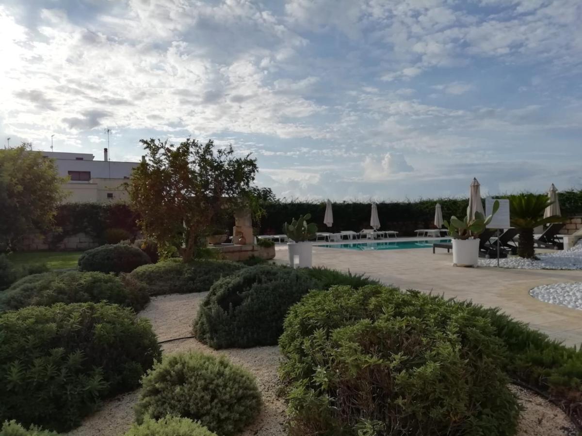 Il Giardino Del Tiglio Bed & Breakfast Uggiano La Chiesa Exterior photo