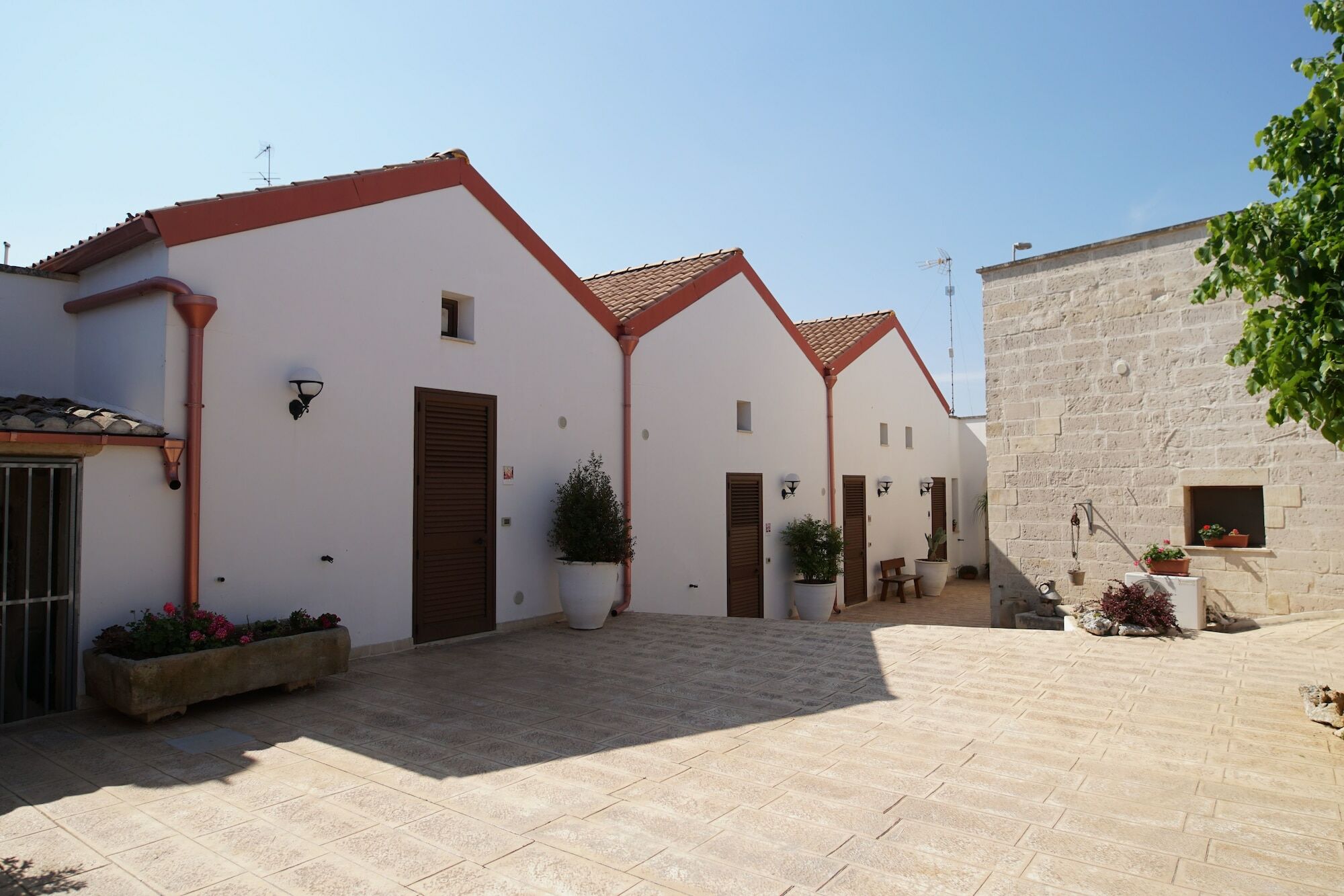 Il Giardino Del Tiglio Bed & Breakfast Uggiano La Chiesa Exterior photo